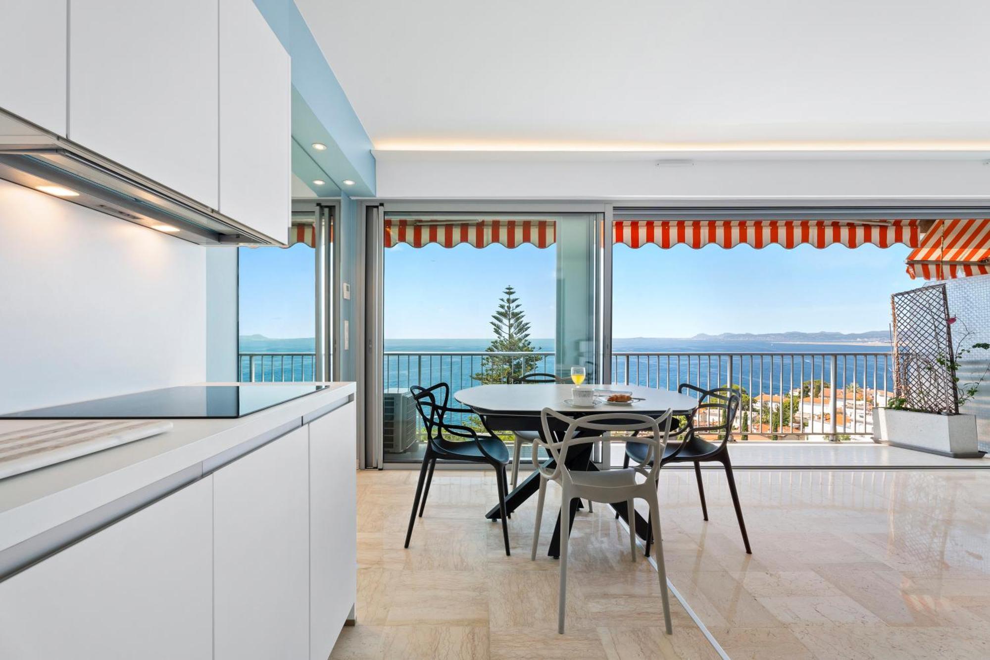 Appartement Balcon Sur La Mediterranee *